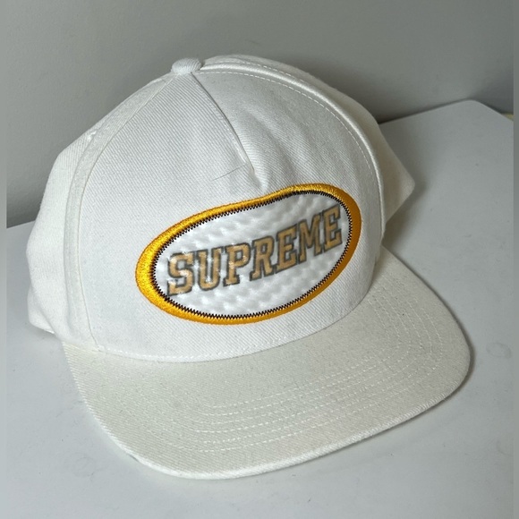 SUPREME Overlay Hologram 5 Panel White Hat NYC - Picture 3 of 6